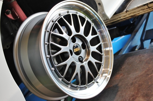 アクアに BBS LM ツライチ履き。 | 鈴鹿店 | 店舗ブログ | タイヤ